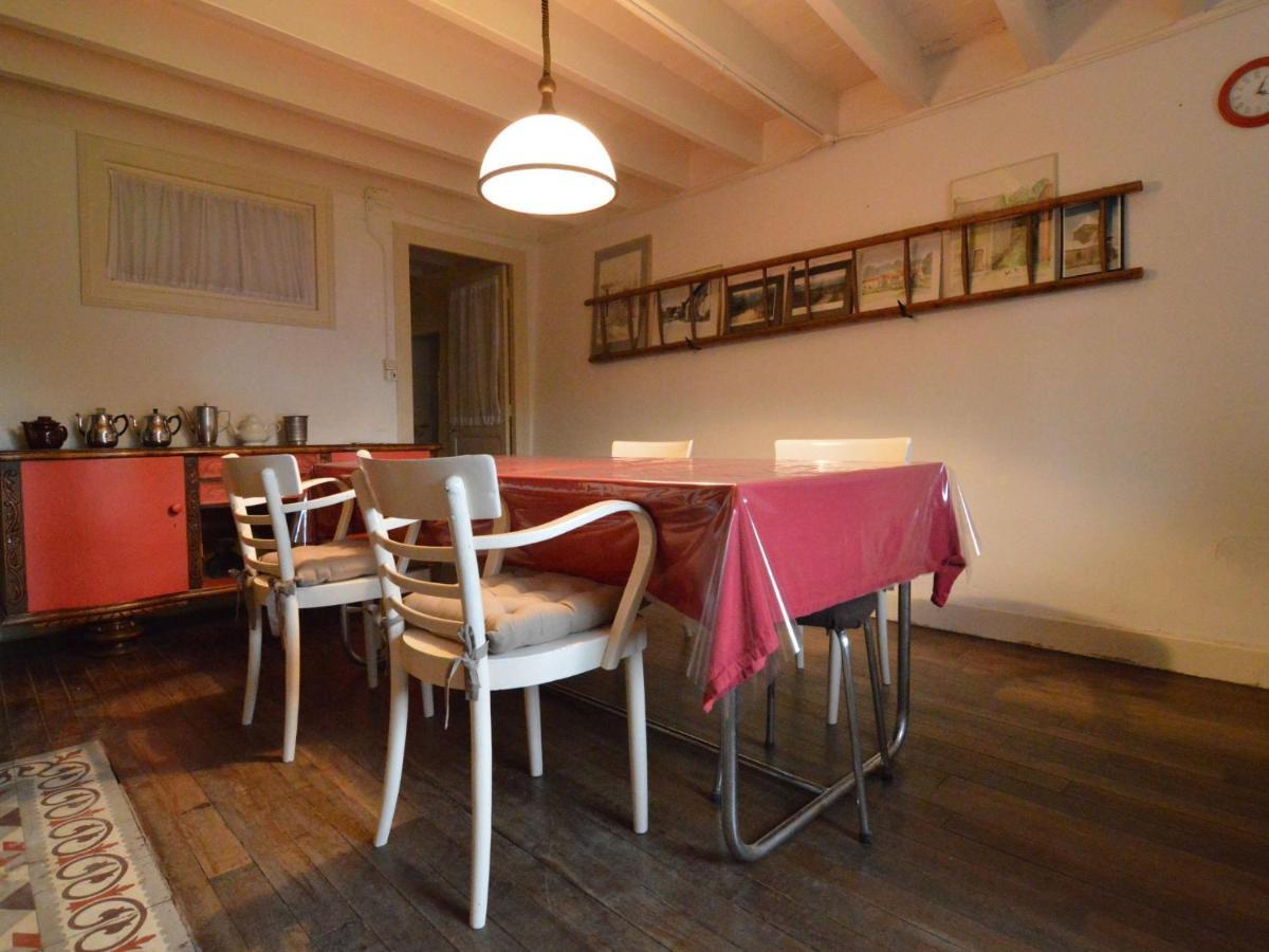 Spacious Holiday Home Near The Forest Barricourt Экстерьер фото