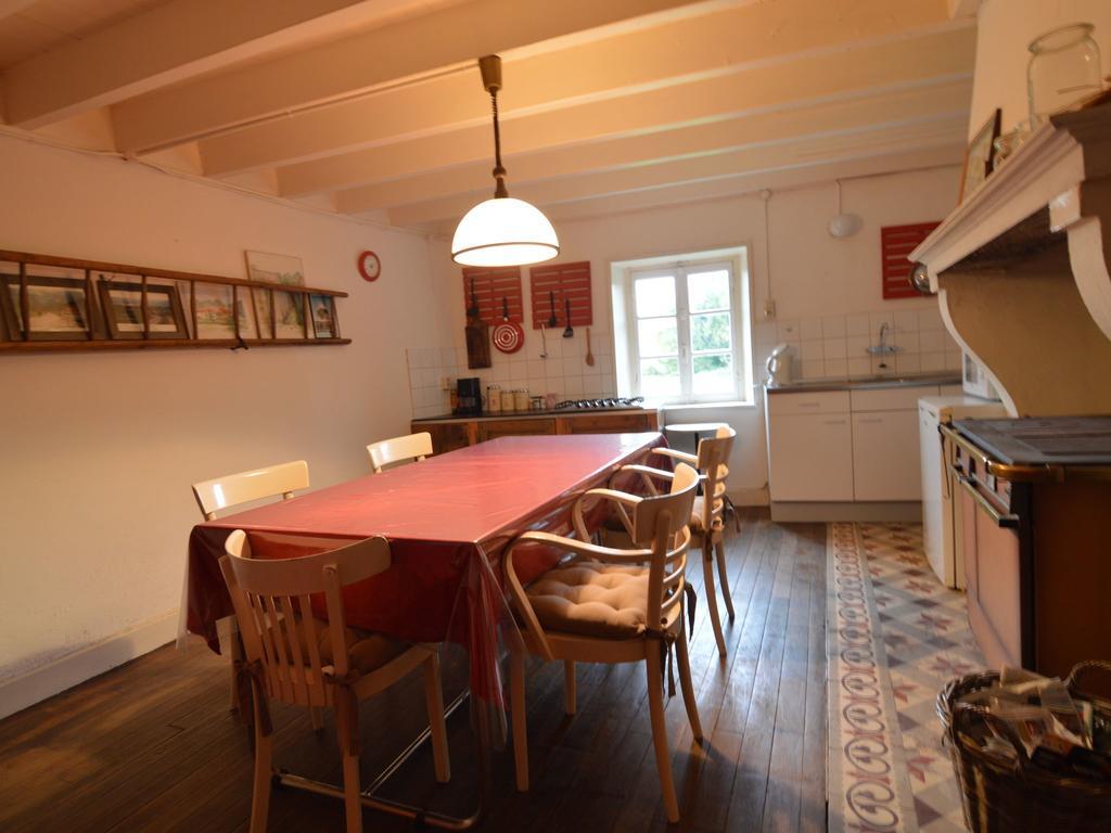 Spacious Holiday Home Near The Forest Barricourt Экстерьер фото